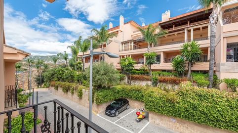 Foto 2 de Dúplex en venta en Las Brisas, Marbella