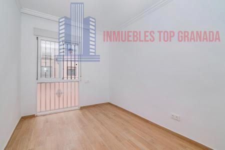 Dormitori de Apartament en venda en Churriana de la Vega