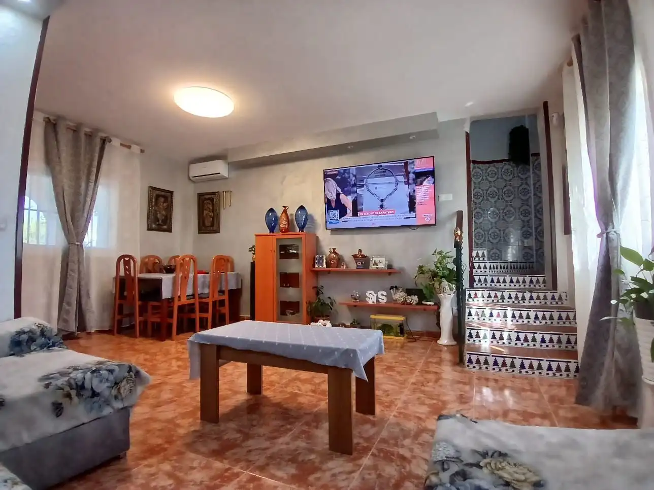 Sala de estar de Finca rústica en venta en Valls con Aire acondicionado, Calefacción y Terraza