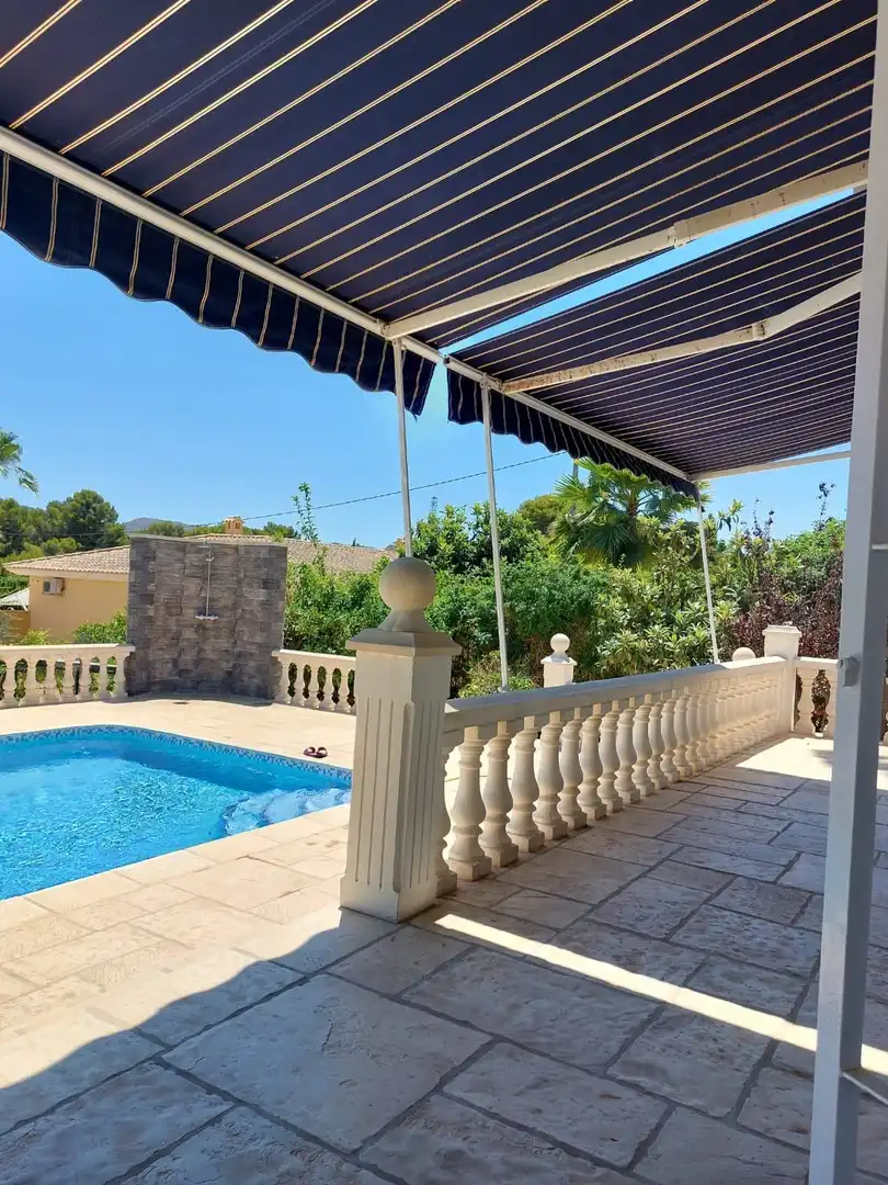 Terrasse von Haus oder Chalet zum Verkauf in L'Alfàs del Pi mit Klimaanlage, Privatgarten und Terrasse