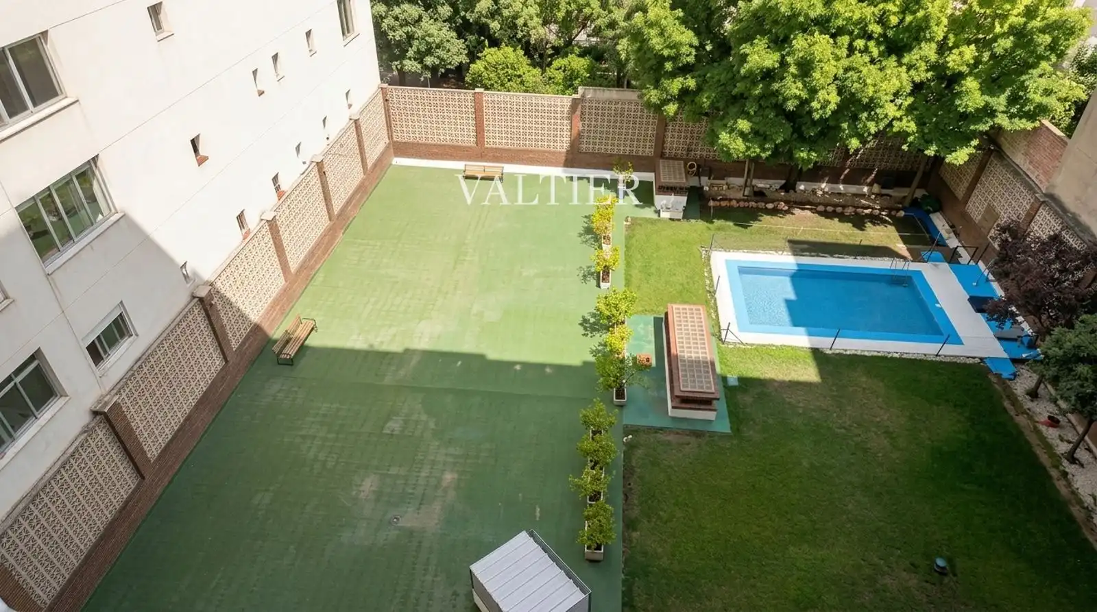 Jardí de Pis de lloguer en Madrid amb Aire condicionat, Piscina i Piscina comunitària