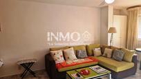 Sala d'estar de Apartament en venda en Cambrils amb Terrassa, Moblat i Forn