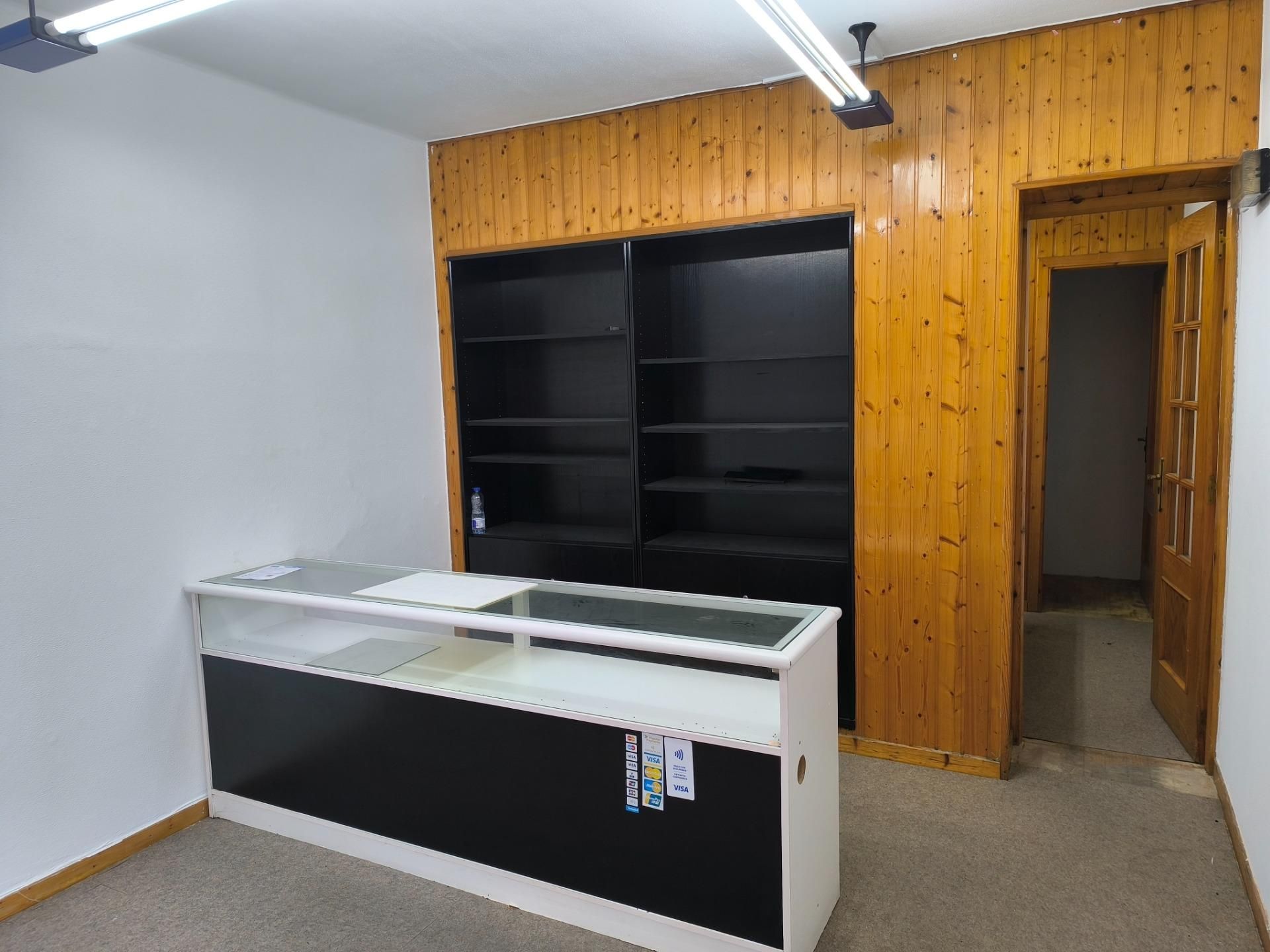 Local en venta en Santiago de Compostela 