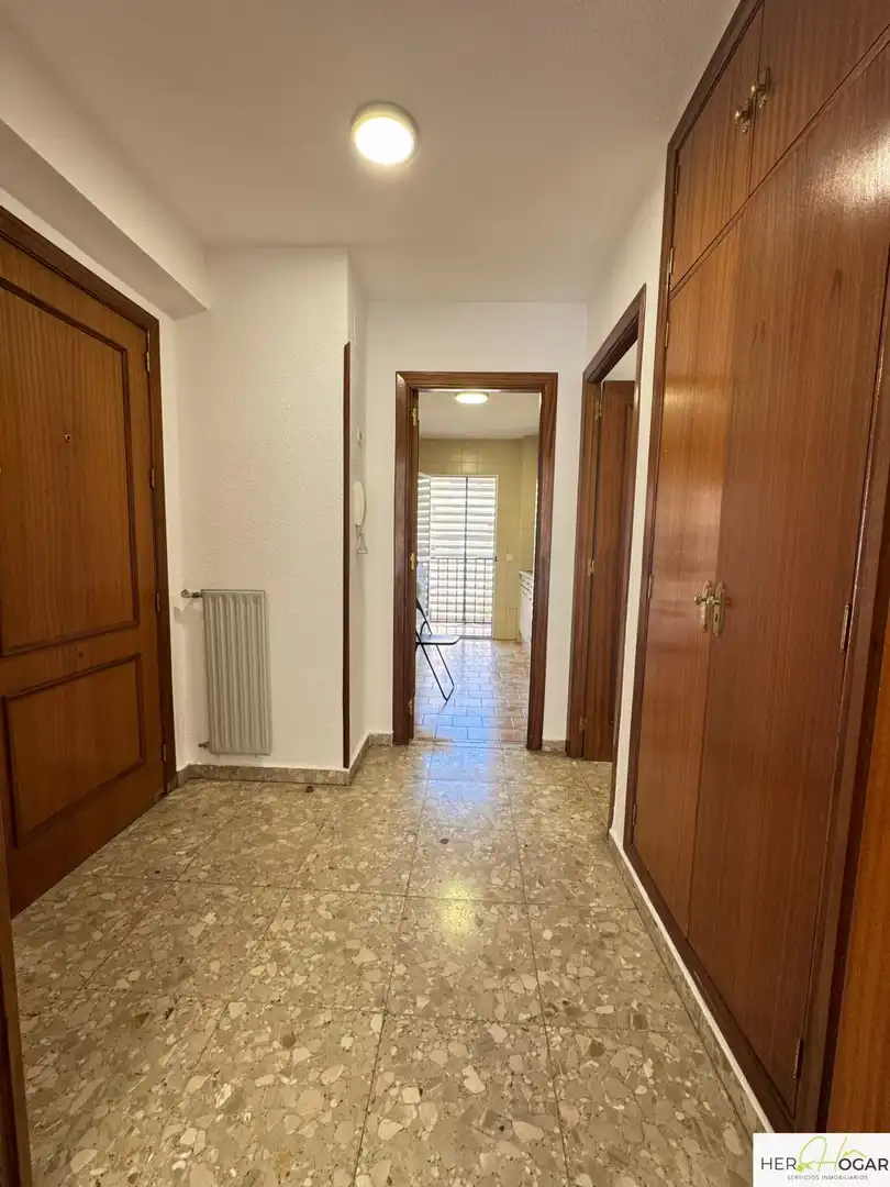 Wohnung zur Miete in Toledo mit Klimaanlage, Heizung und Parkett