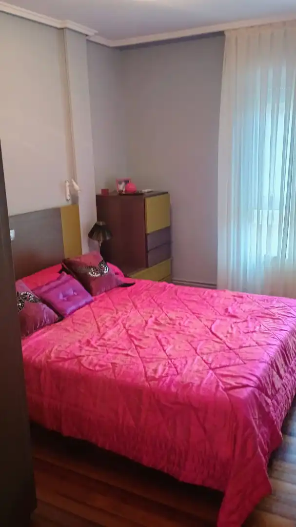 Habitación de Casa o chalet en venta en Laredo con Calefacción, Jardín privado y Terraza