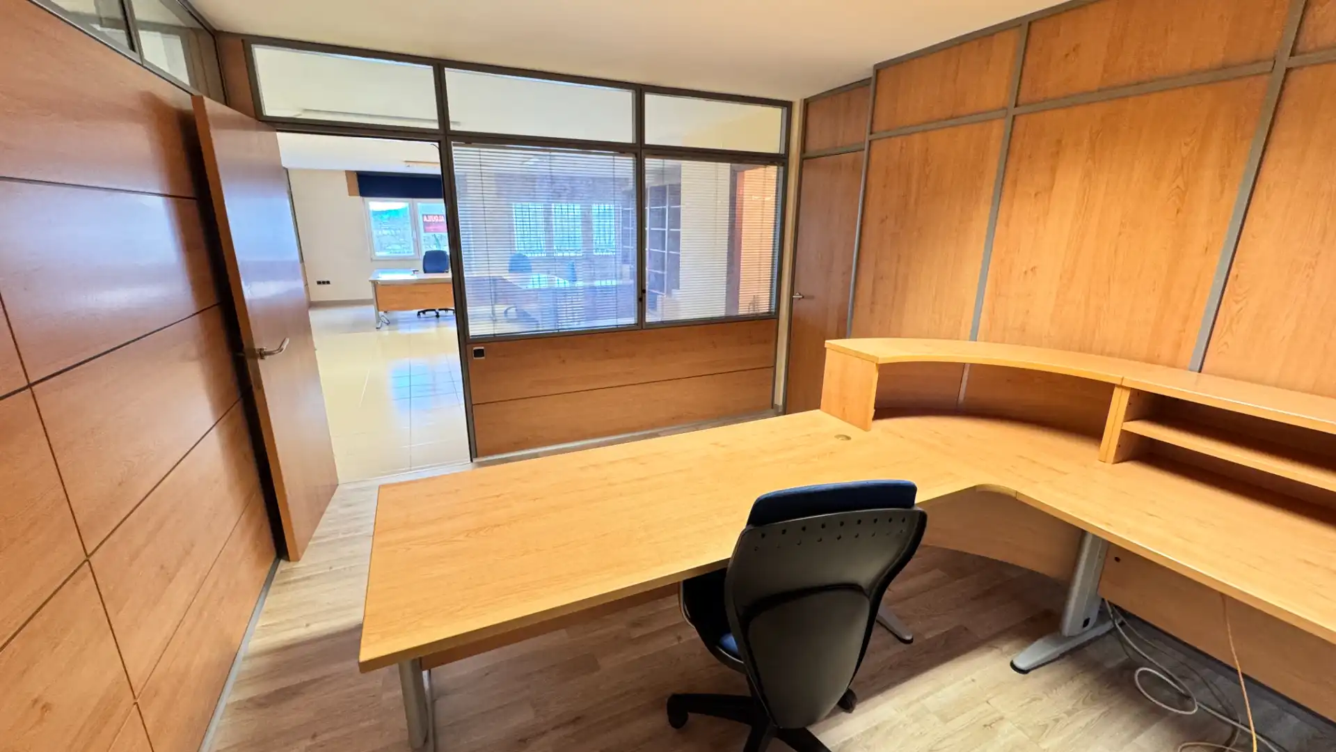 Büro zur Miete in Arteixo mit Terrasse, Möbliert und Balkon