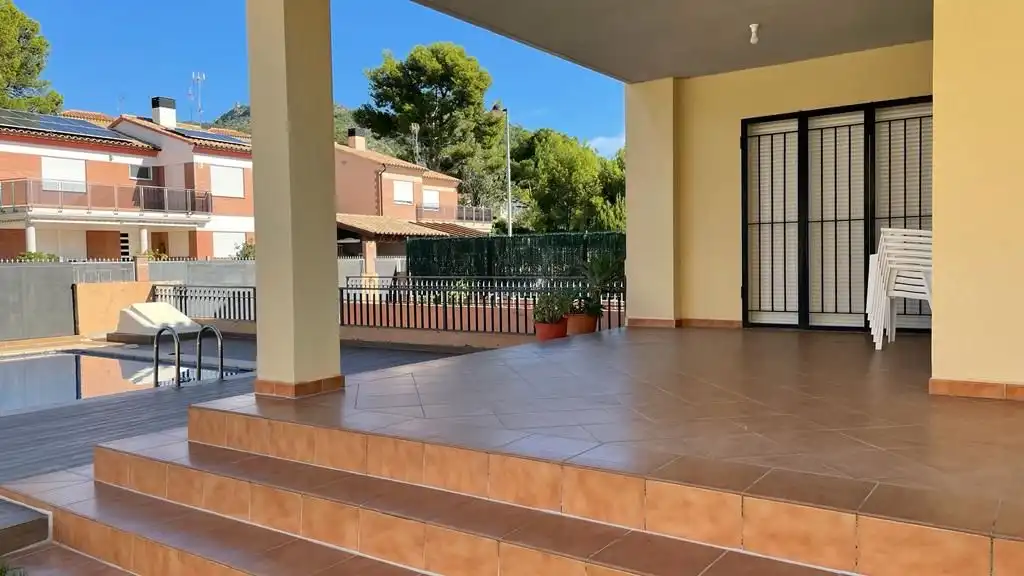 Casa amb piscina en venda a Montornés - Las Palmas - El Refugio, imagen 4