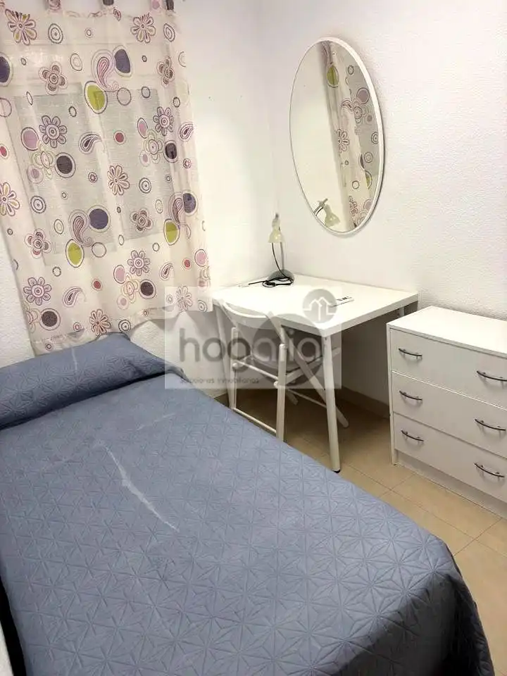 Habitación de Piso de alquiler en Sur