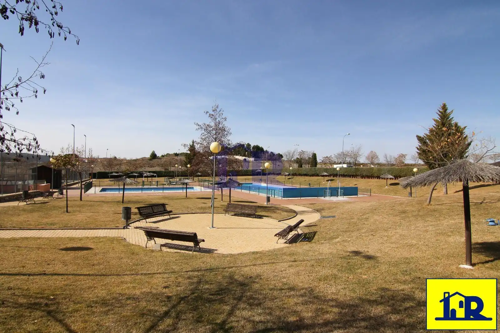 Piscina de Piso en venta en Cuenca con Calefacción, Trastero y Piscina