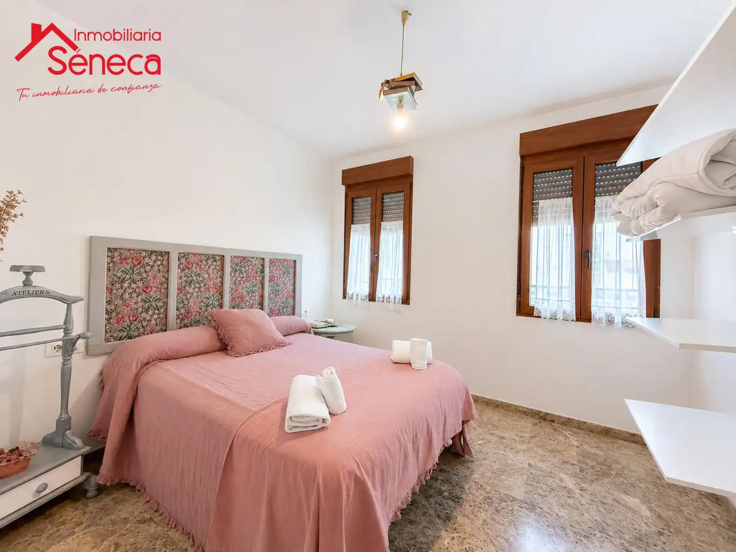 Schlafzimmer von Wohnung zum Verkauf in Córdoba mit Klimaanlage, Heizung und Terrasse