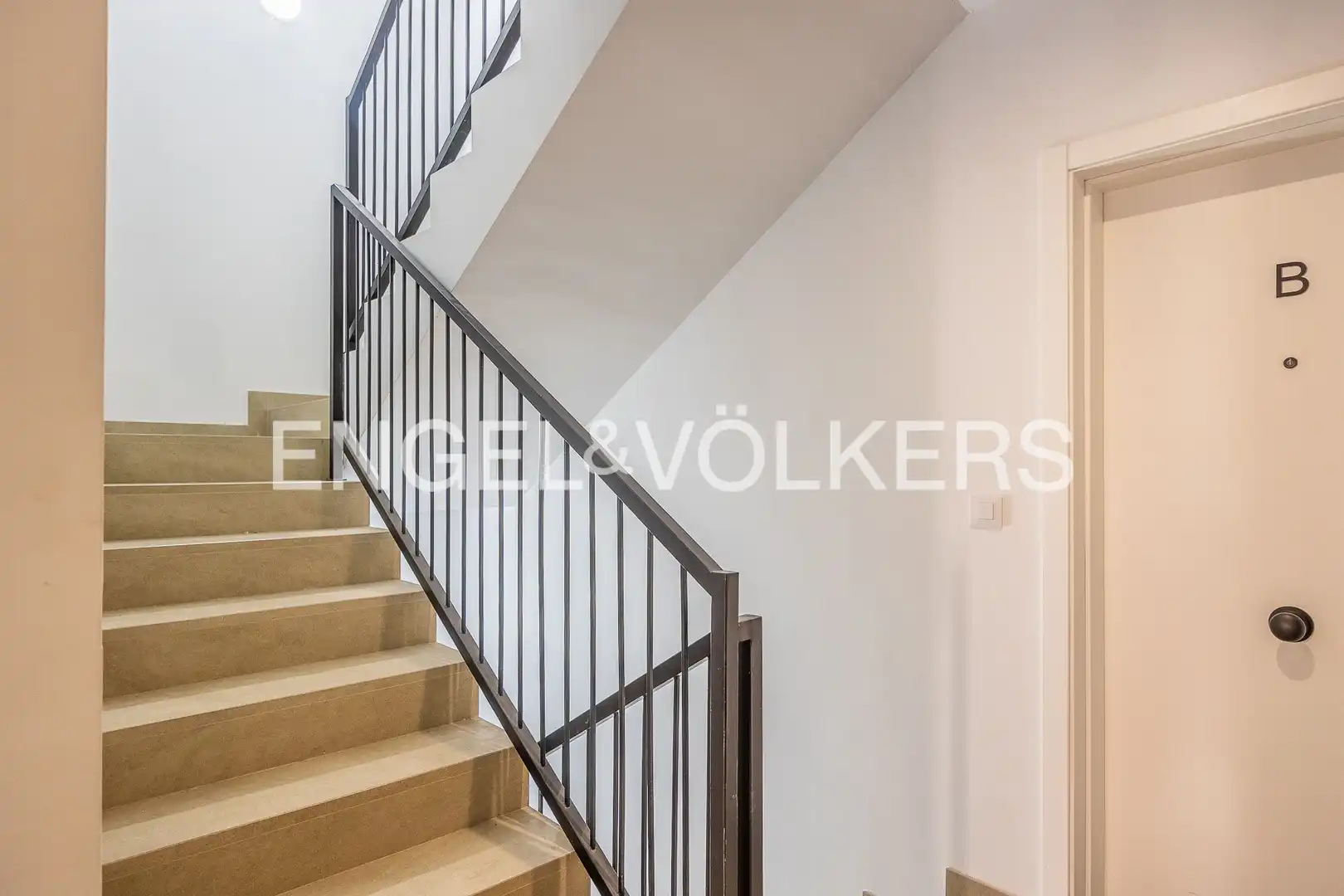 Piso en venta en Sevilla con Aire acondicionado, Calefacción y Piscina