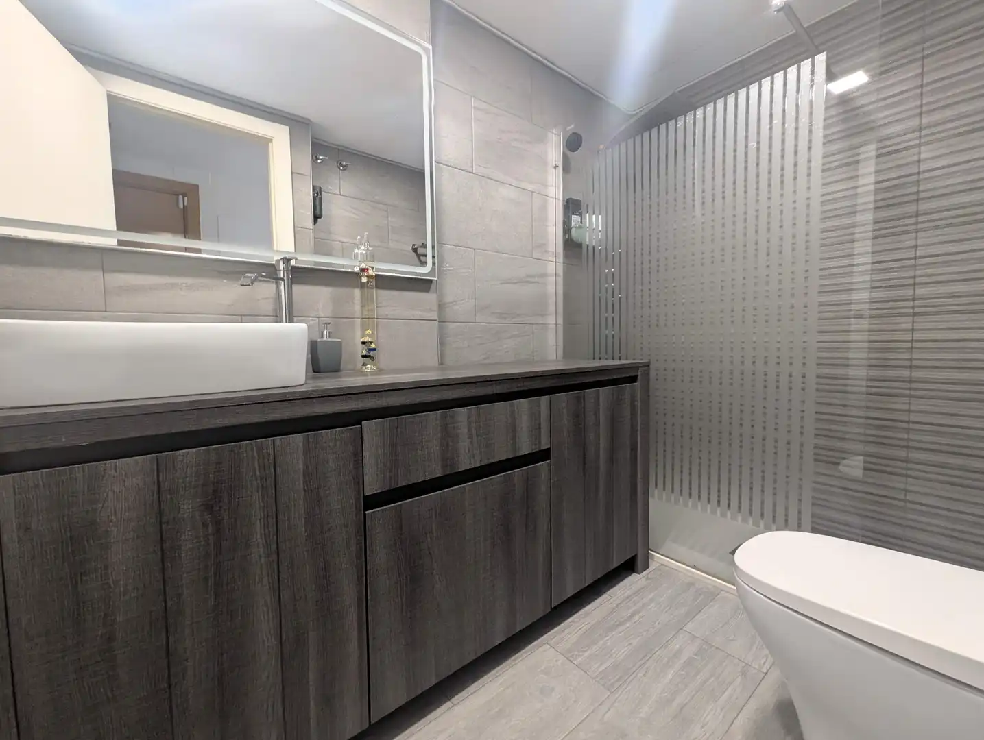 Bathroom of Flat for sale in Santa Susanna  with Air Conditioner, Heating and Parquet flooring