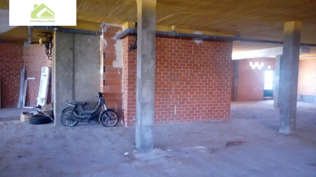 Local comercial en venda a Morales del Vino, imagen 3