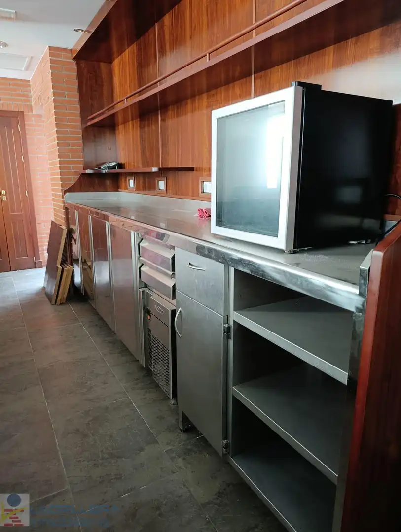 Cocina de Local en venta en San Fernando con Aire acondicionado