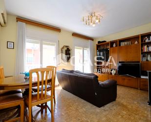 Sala d'estar de Pis en venda en  Barcelona Capital amb Terrassa i Balcó