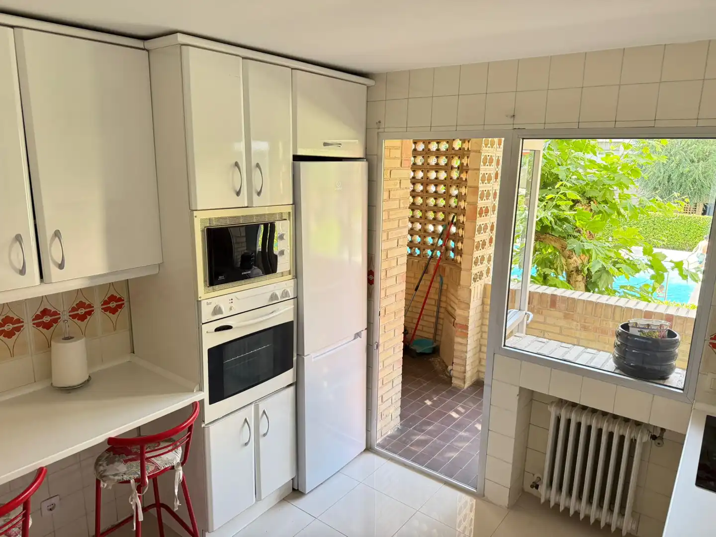 Kitchen of Flat for rent in Majadahonda  with Heating, Parquet flooring and Terrace