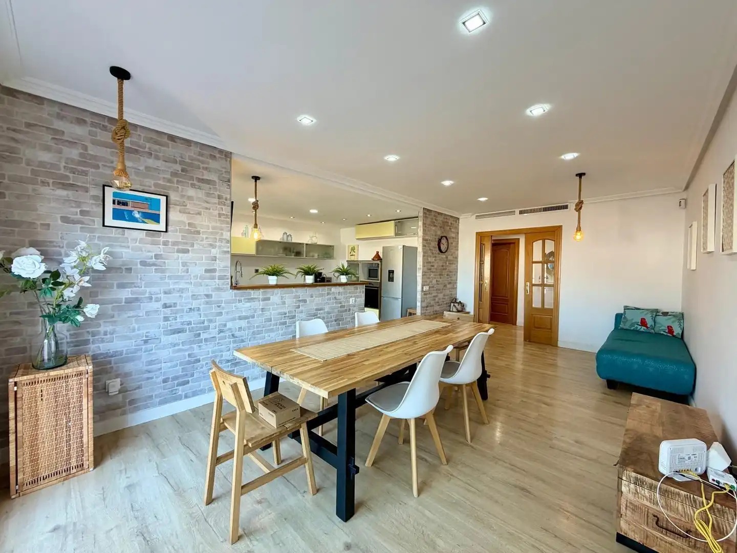 Comedor de Piso en venta en Roquetas de Mar con Aire acondicionado, Terraza y Amueblado