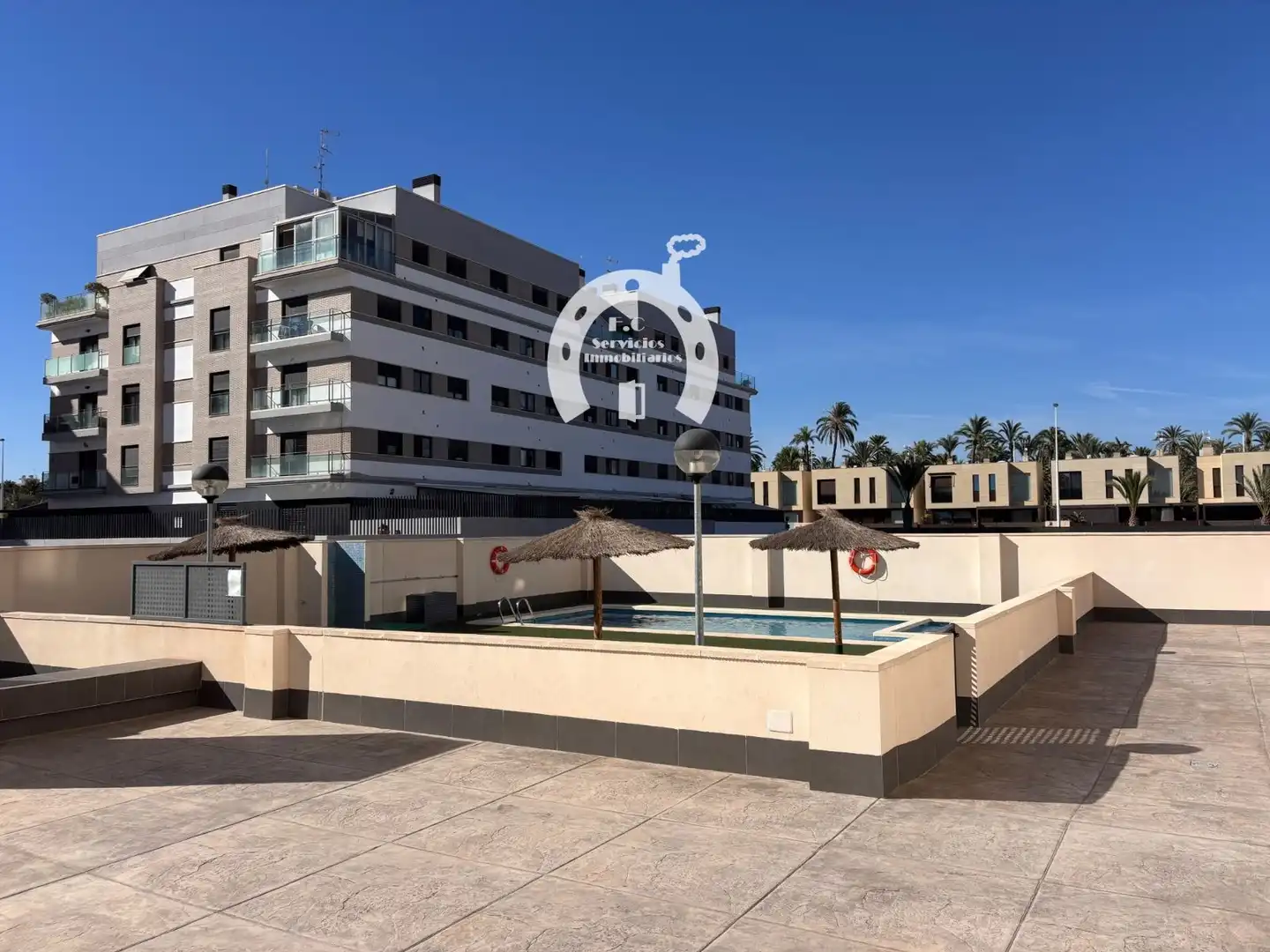 Piscina de Pis en venda en Elche / Elx amb Aire condicionat, Terrassa i Piscina