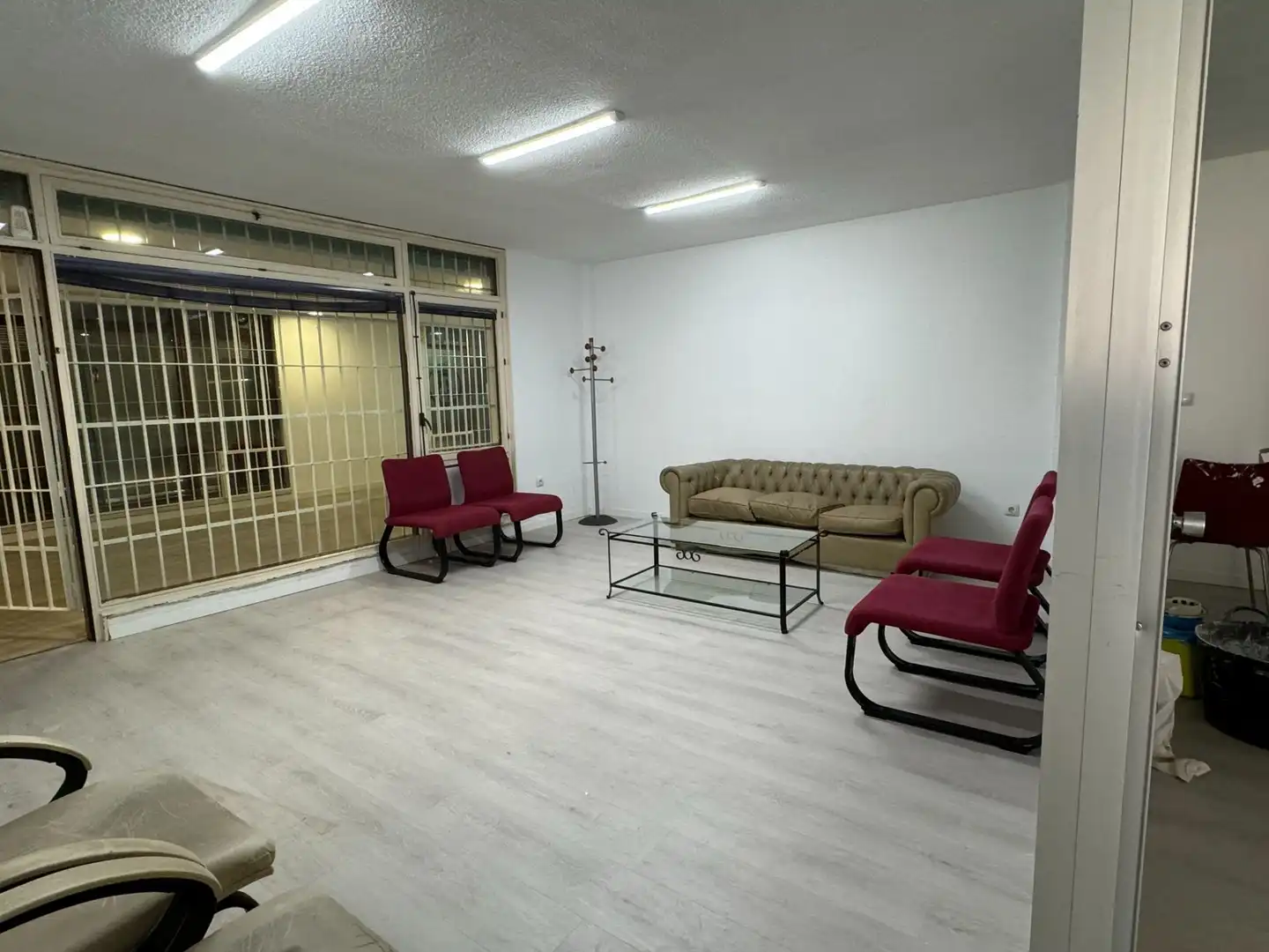 Bureau avec ascenseur à vendre à trinidad grund, imagen 34