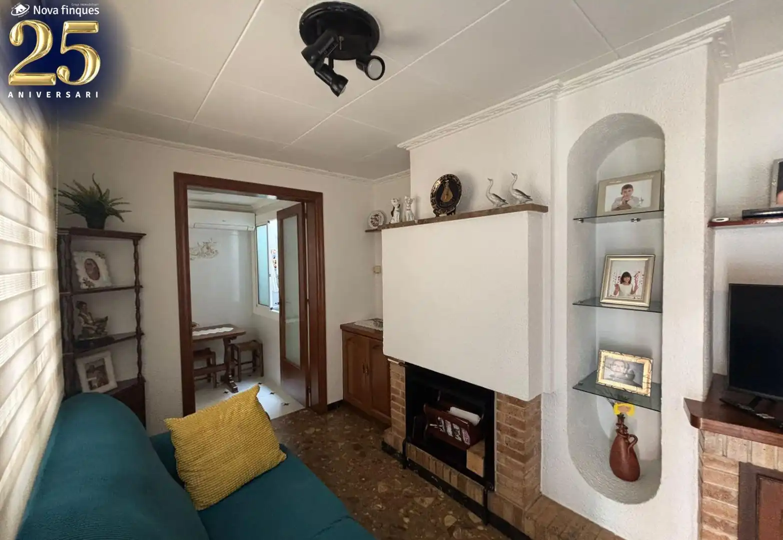 Wohnzimmer von Haus oder Chalet zum Verkauf in Sabadell mit Heizung, Terrasse und Balkon