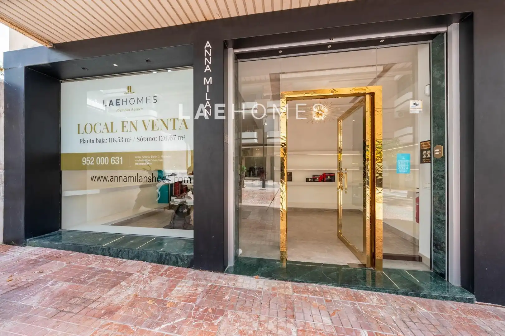 Local comercial en venda a Calle Virgen del Pilar 7