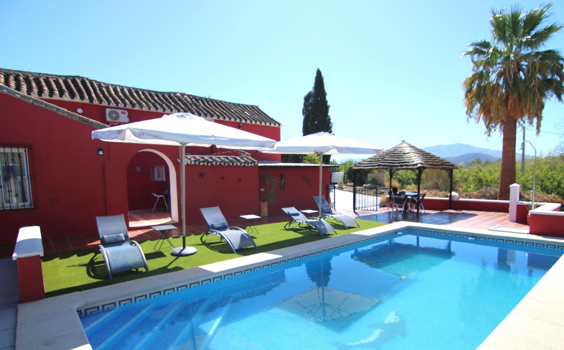 Country house for sale in Coín