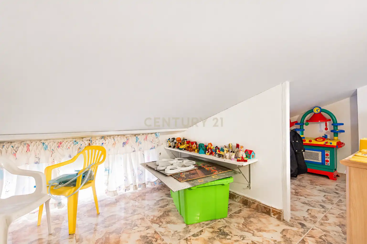 Casa adosada en venta en La Nucia con Aire acondicionado, Trastero y Piscina