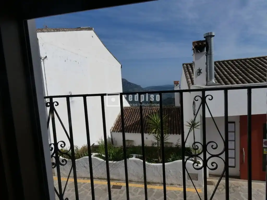 Houses for sale in BARRIO ALTO, Gaucín