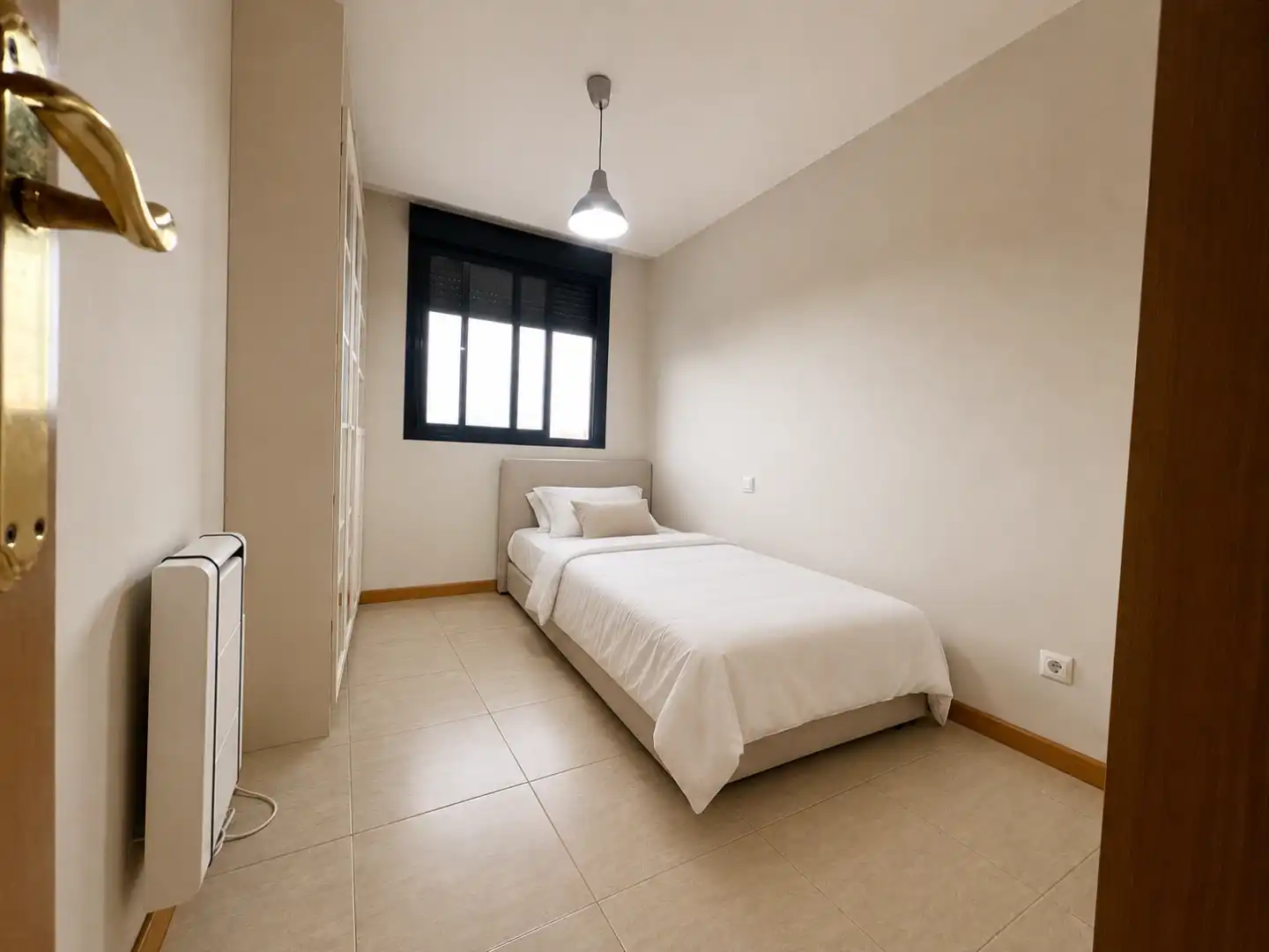 Habitación de Piso en venta en Paterna con Aire acondicionado, Calefacción y Piscina