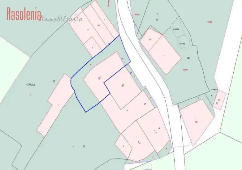Residential zum Verkauf in Neda