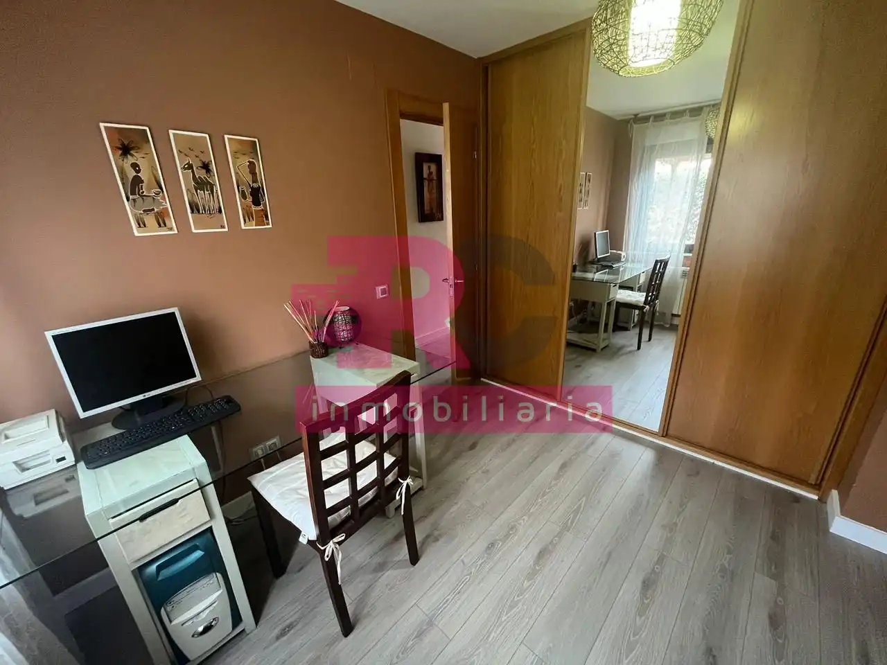 Habitación de Casa adosada en venta en Cabrerizos con Calefacción, Jardín privado y Piscina comunitaria