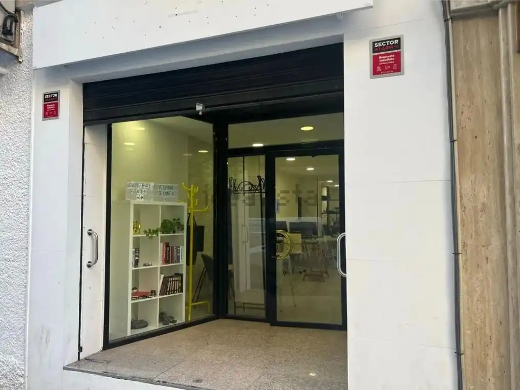 Local de alquiler en El Ejido