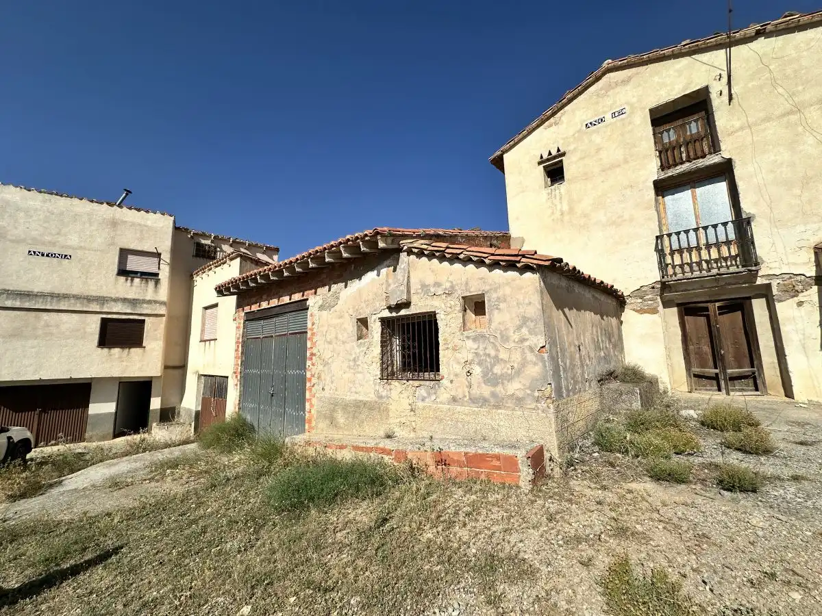 Vista exterior de Casa o chalet en venta en El Toro con Calefacción, Terraza y Trastero