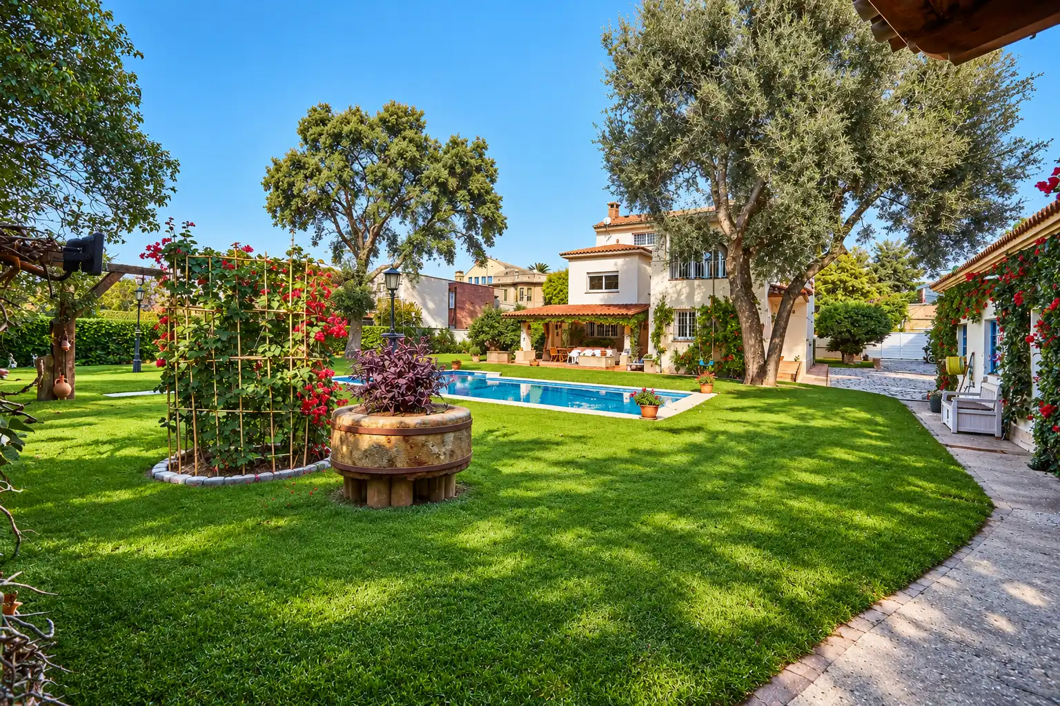Casa con terrazza in vendita a Carrer de l'Electricitat, imagen 3