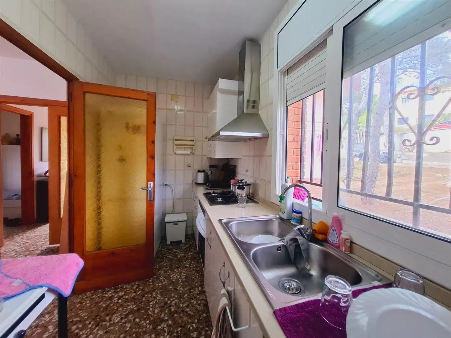 Cuina de Casa o xalet en venda en Calafell amb Jardí privat, Terrassa i Traster