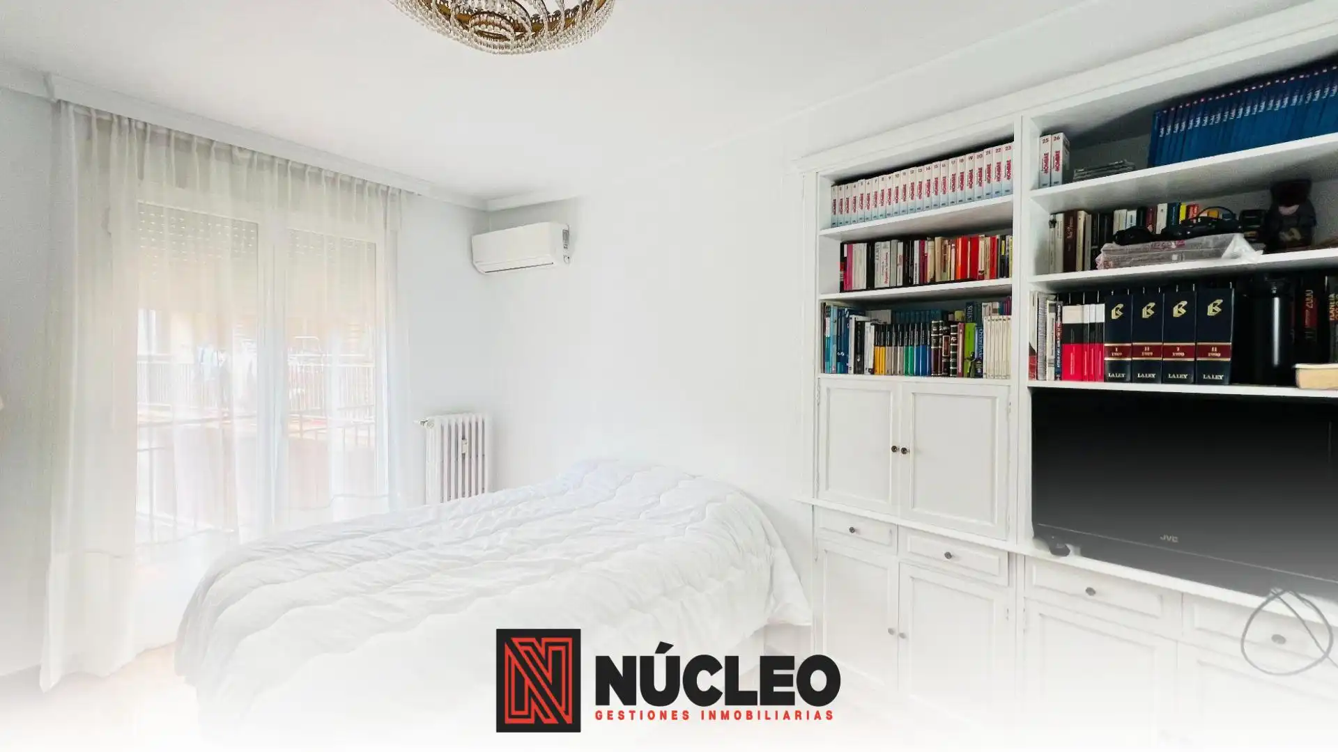 Schlafzimmer von Wohnung zum Verkauf in Zaragoza mit Klimaanlage, Möbliert und Balkon