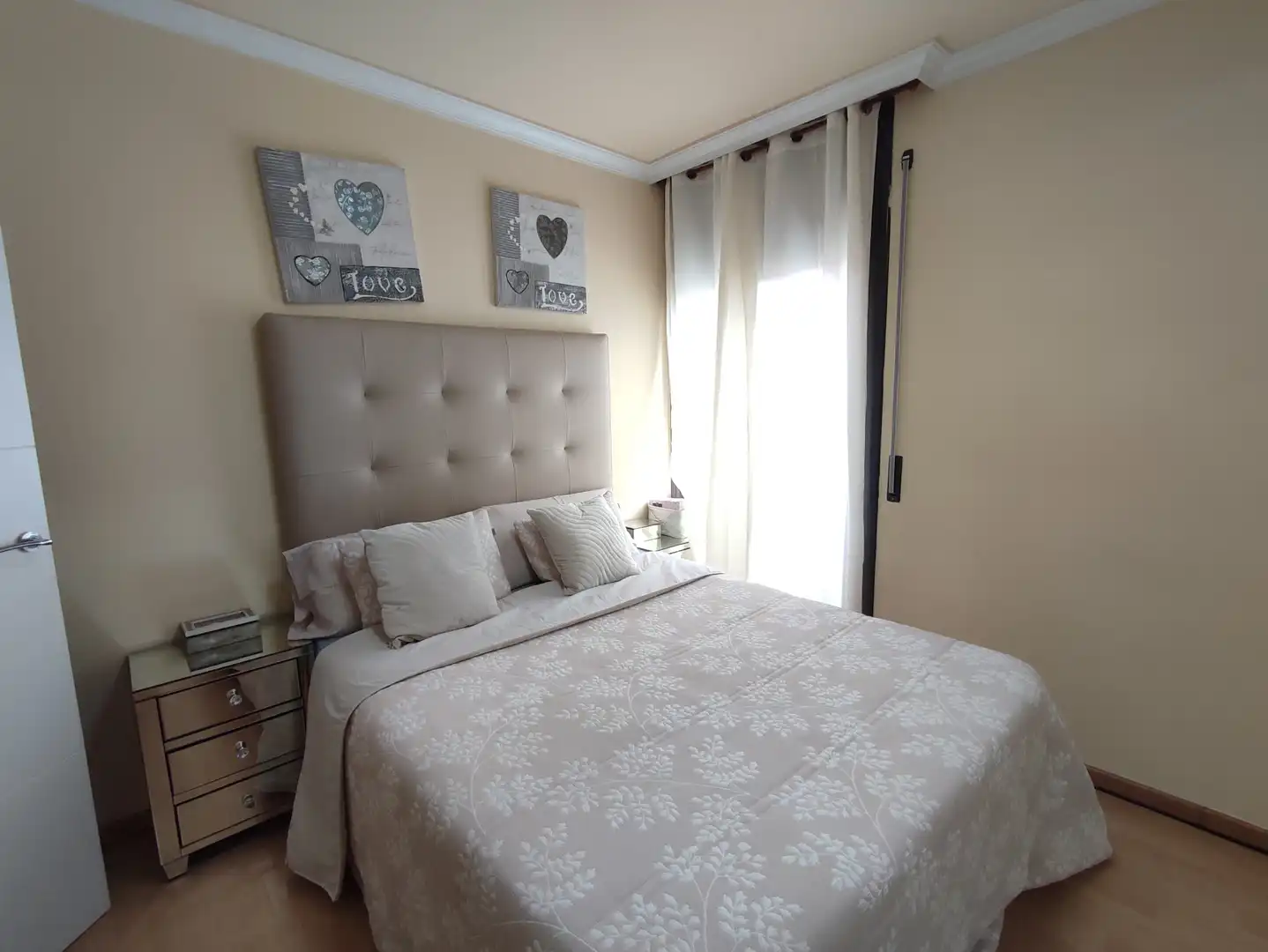 Habitación de Casa adosada en venta en Mollet del Vallès con Aire acondicionado, Calefacción y Trastero