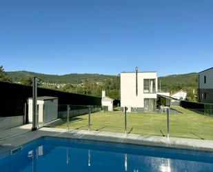 Piscina de Casa o xalet de lloguer en Ames amb Piscina