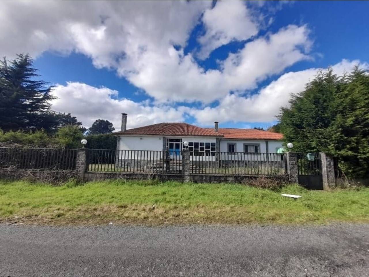 Außenansicht von Geschaftsraum zum verkauf in Mesía