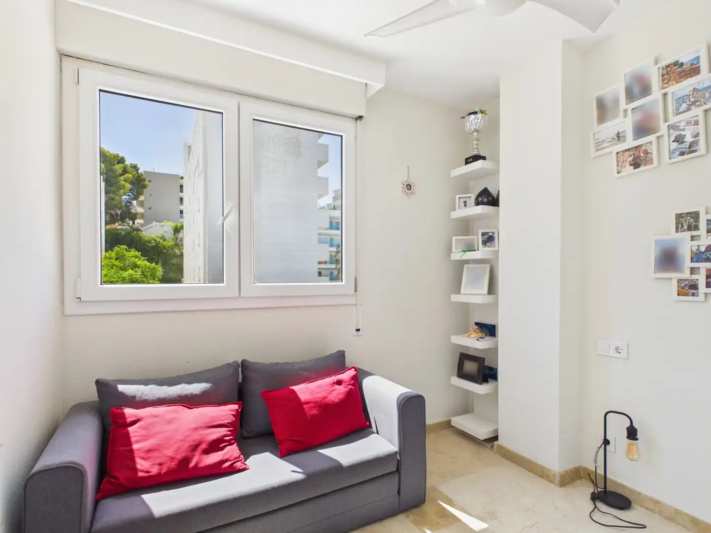 Dormitori de Apartament en venda en Calvià amb Aire condicionat i Terrassa