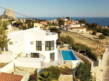 Villa con piscina in vendita a Canuta