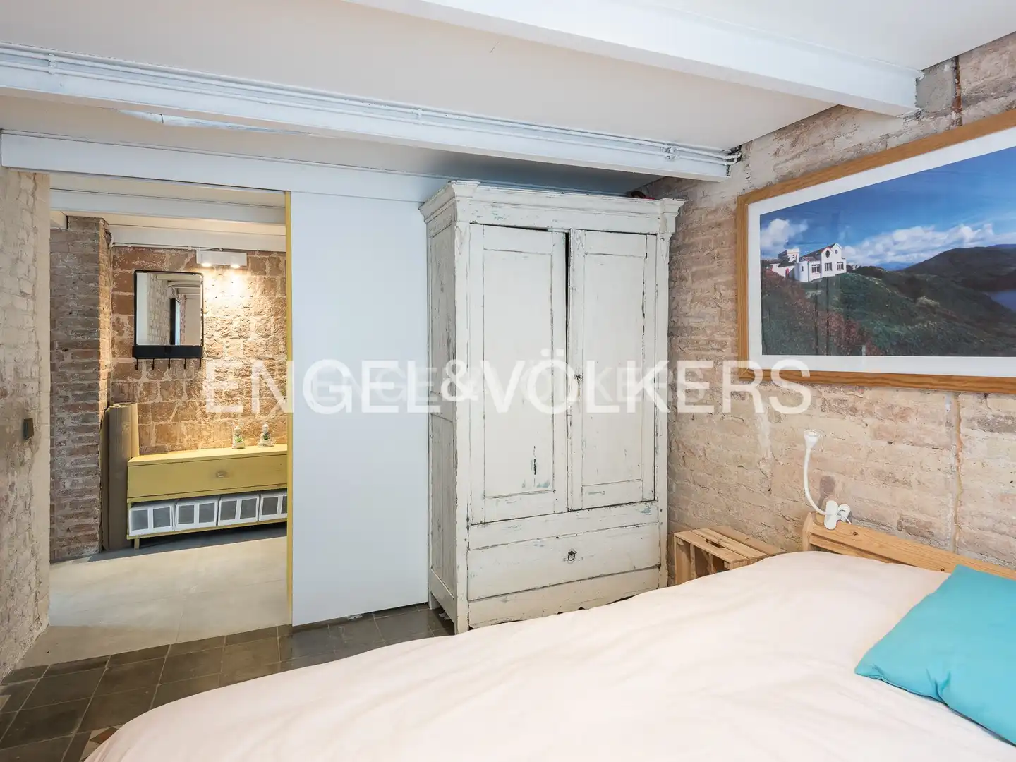 Schlafzimmer von Wohnungen zum Verkauf in Barcelona mit Klimaanlage, Heizung und Möbliert