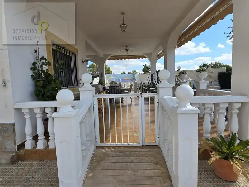 Casa o xalet en venda en Elche / Elx amb Aire condicionat, Jardí privat i Terrassa