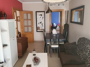 Piso con balcón en alquiler en Aguadulce