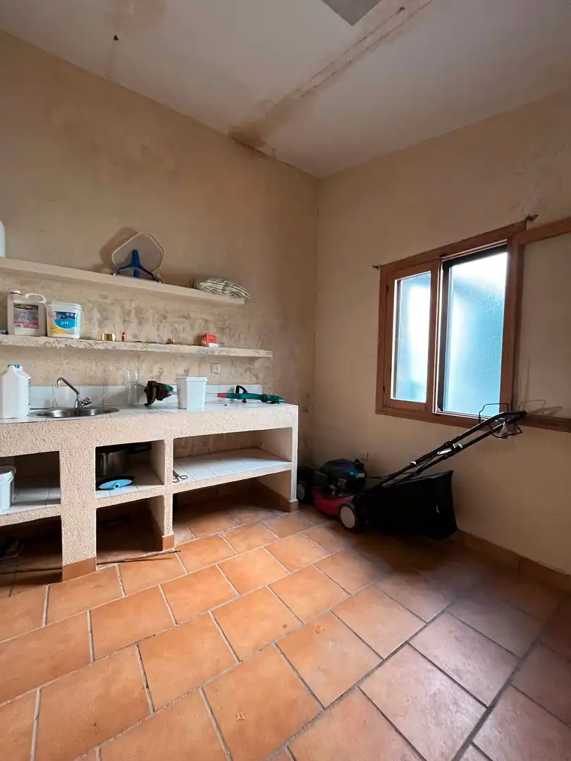 Houses for sale in Calle Coria, Centro Ciudad