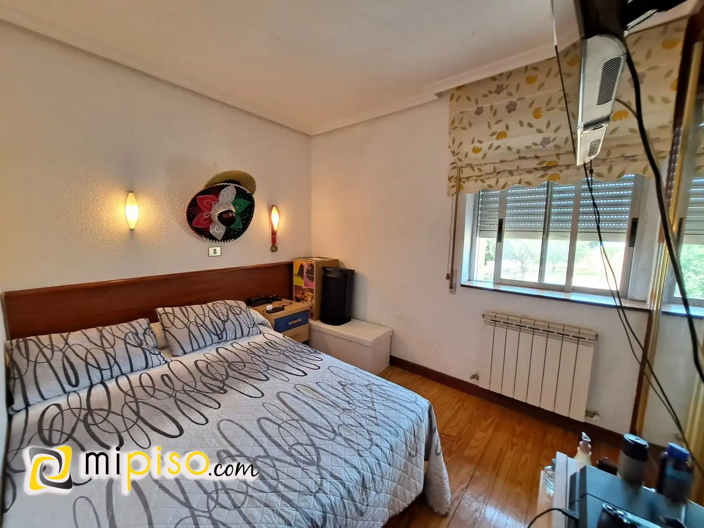 Habitación de Casa o chalet en venta en Laredo con Calefacción, Terraza y Trastero