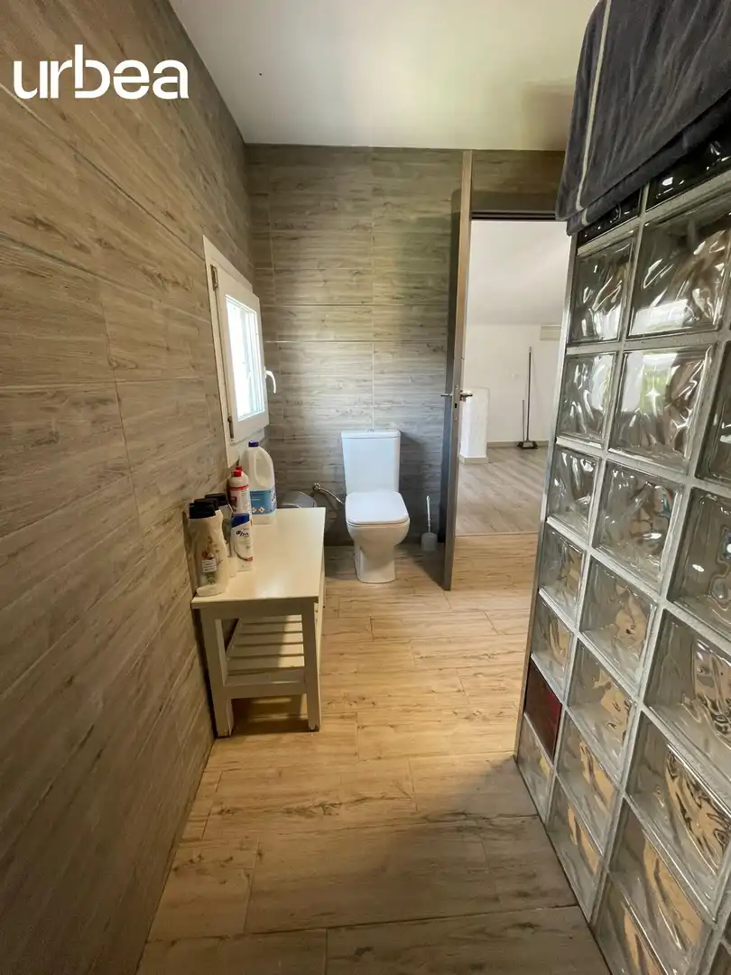 Baño de Finca rústica de alquiler en Málaga con Calefacción, Jardín privado y Terraza