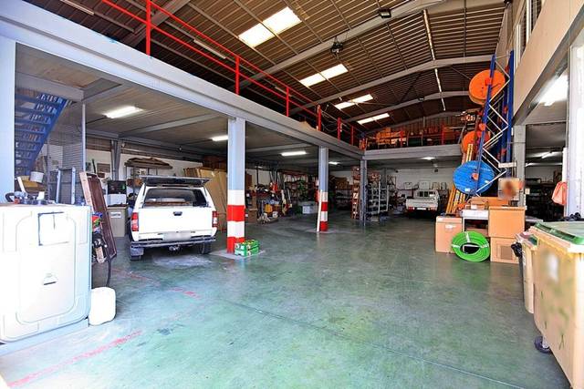 Nave industrial en Venta en Calle MORERA en Cruce de Arinaga