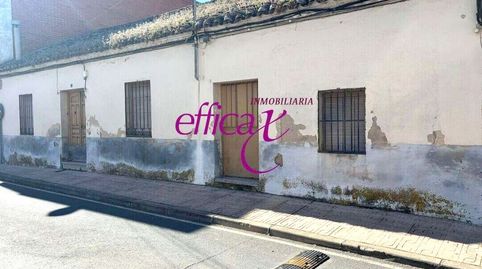 CASA EN VENTA EN TORRIJOS A REFORMAR! 420 M2 DE PARCELA