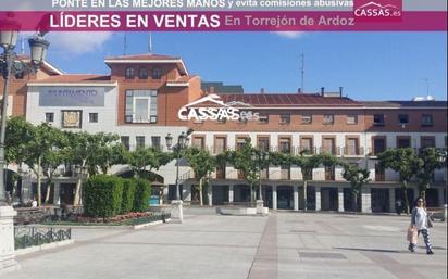 Vista exterior de Pis en venda en Torrejón de Ardoz amb Aire condicionat i Calefacció